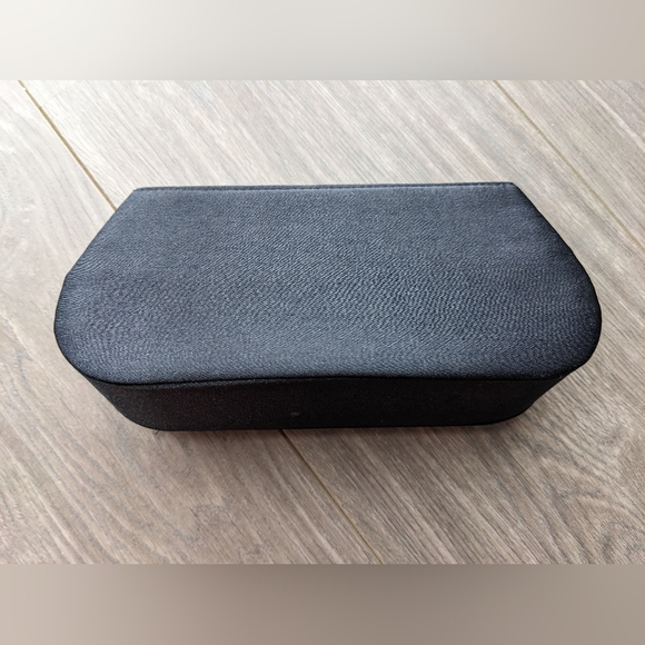 Small Black Elegant Shoulder Purse Clutch - Picture 4 of 5